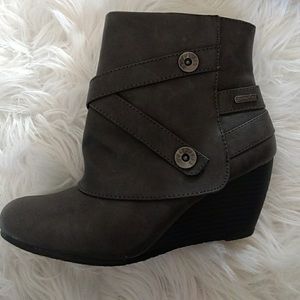 Blowfish gray booties
